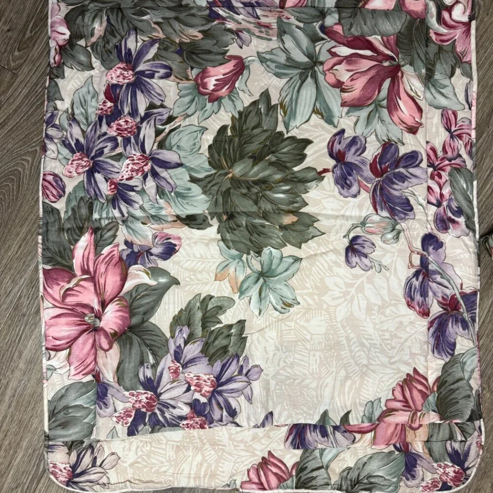 Set 2 Vintage CROSCILL Home Fashion Floral Pillow Cases Standard